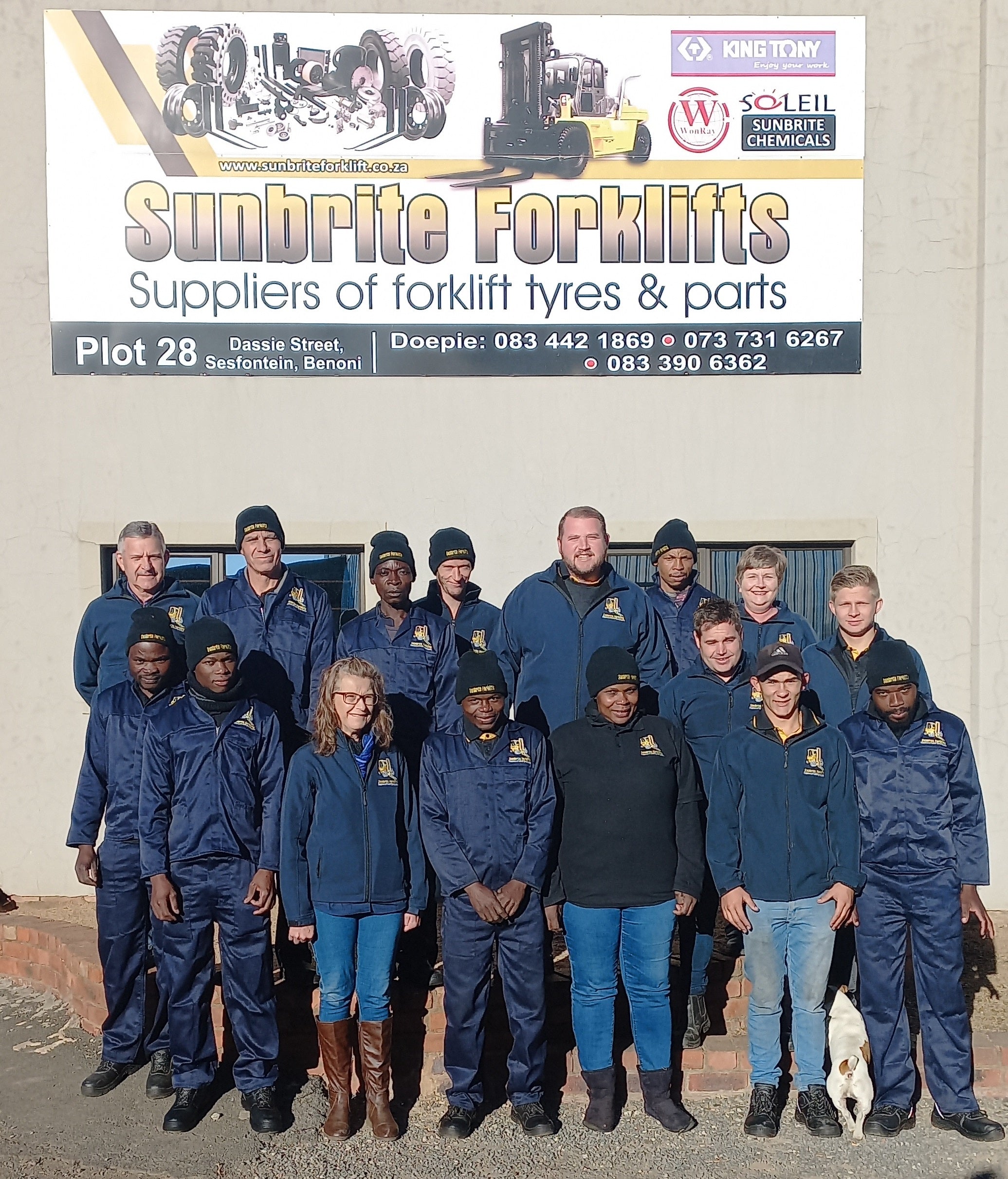 Sunbrite Forklifts team